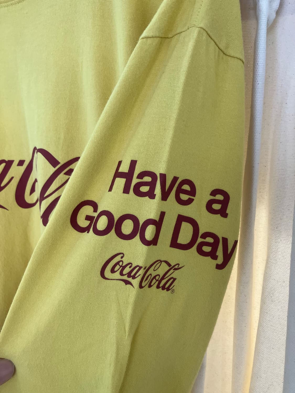 코카콜라 롱슬리브 상품이미지3