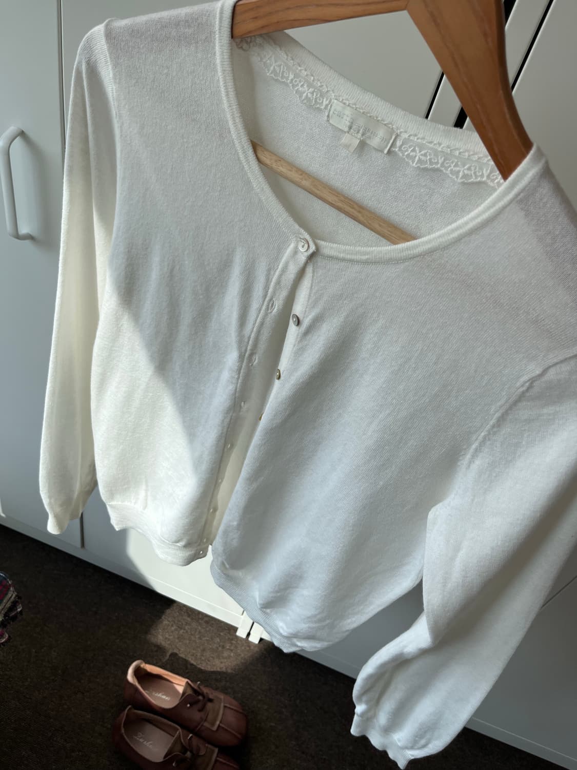 Earth music 얼스뮤직 화이트 라운드 가디건 상품이미지10