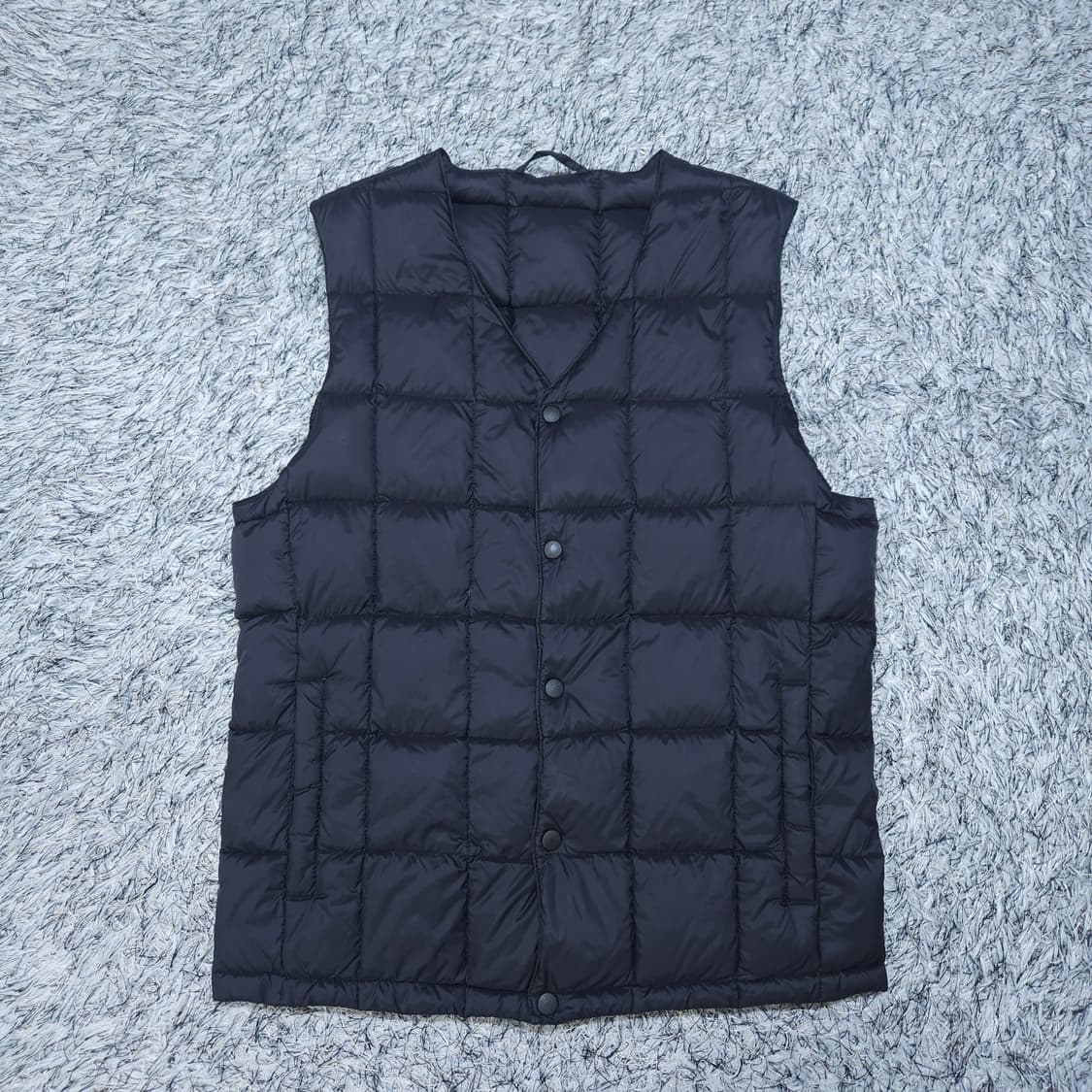 스파오) L 남자 오리털 경량패딩조끼 / 왕눈이샵 상품이미지1