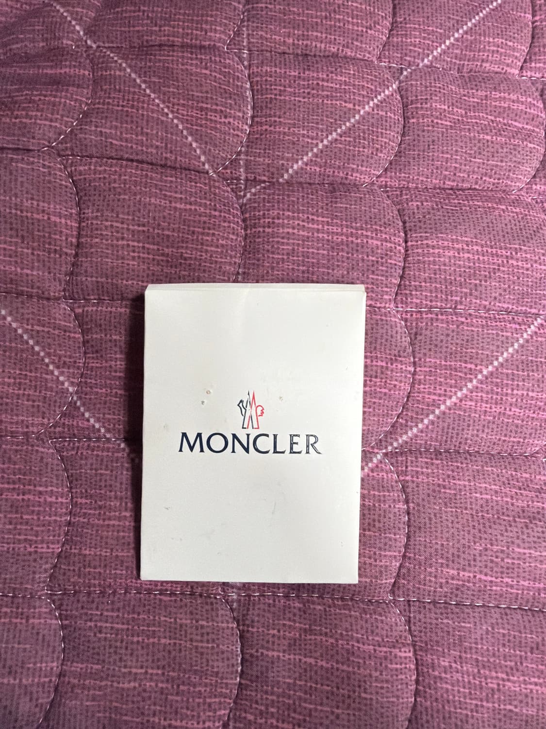 몽클레어 클루니 22fw 사이즈4 상태sss급 판매 상품이미지6