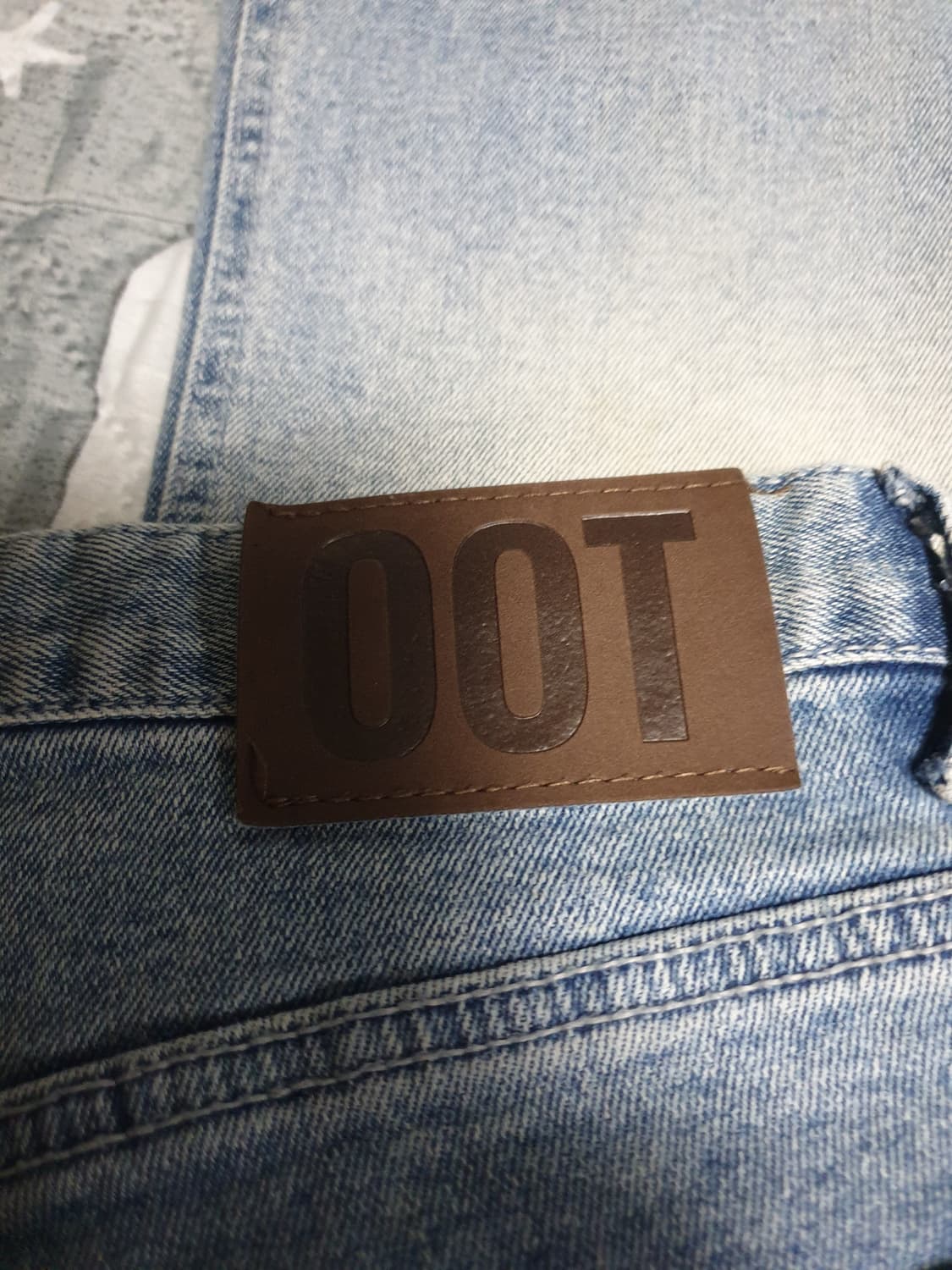 OOT 빈티지 워싱 슬림핏 바디쉐이퍼 부츠컷 데님팬츠 (L) 상품이미지4