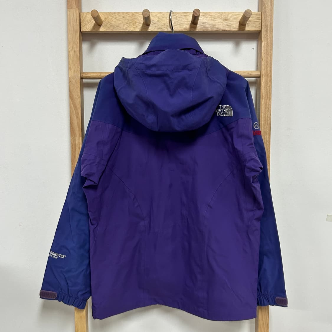 노스페이스 서밋 시리즈 고어텍스 바람막이 자켓 상품이미지6