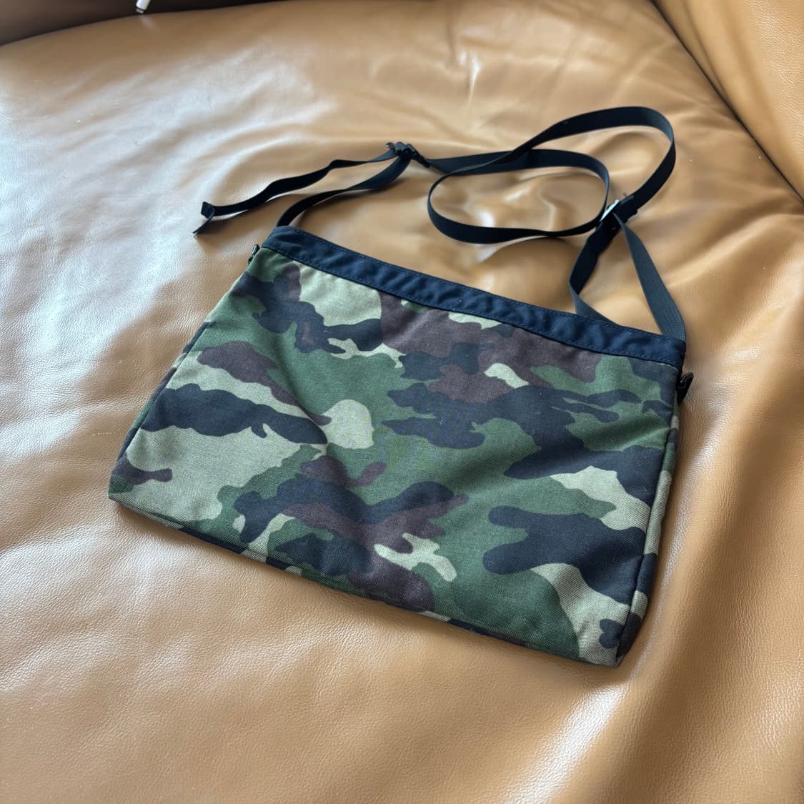 팔라스x노스페이스 퍼플라벨 나나미카 코듀라 카모 샤코슈 크로스백 가방 상품이미지2