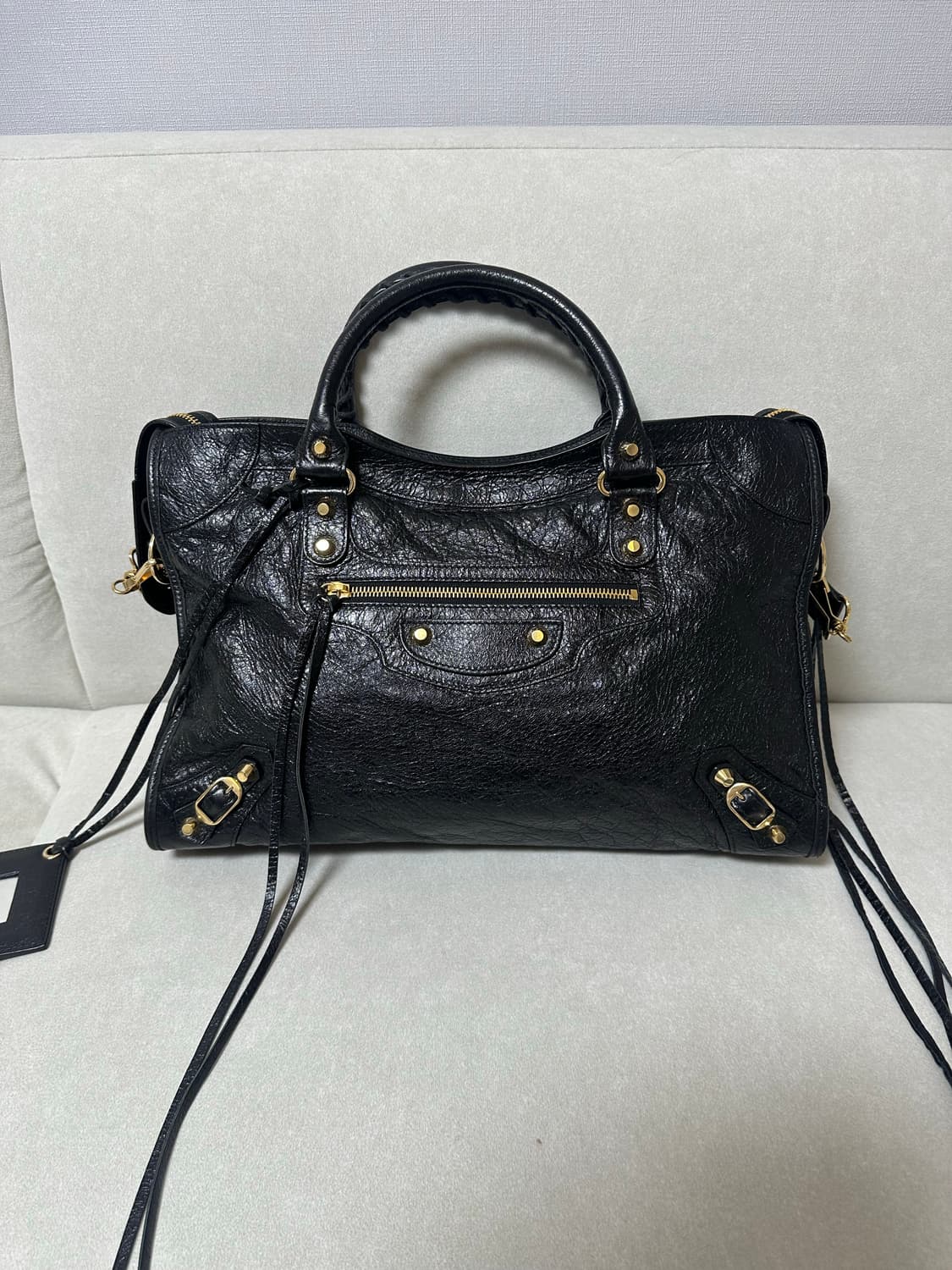 [SA 정품] 발렌시아가 시티 모터백 미디움 블랙 상품이미지2