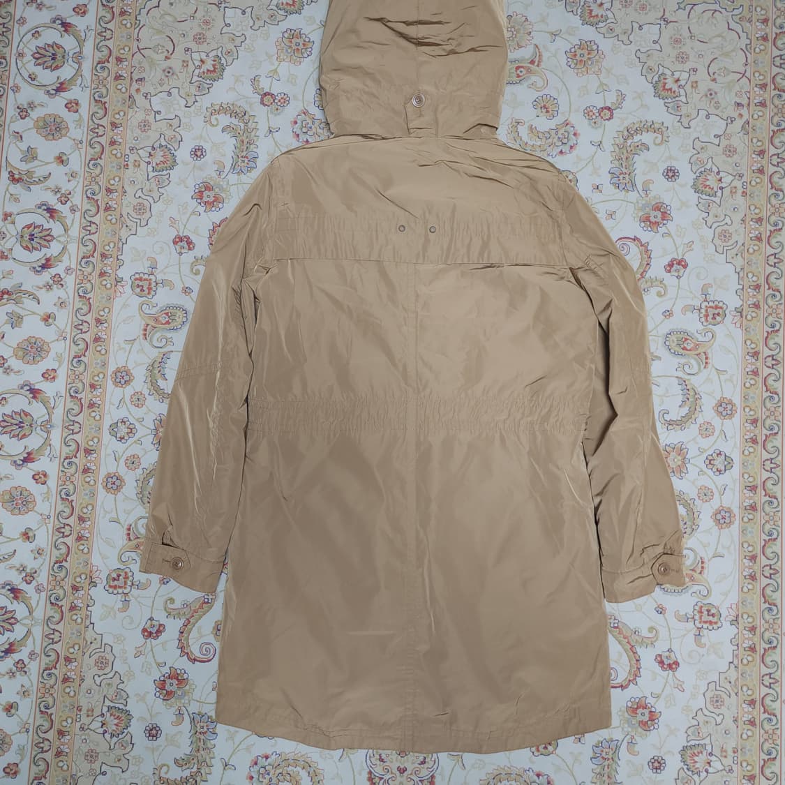 헤지스 여성 후드 야상 자켓
90 상품이미지5