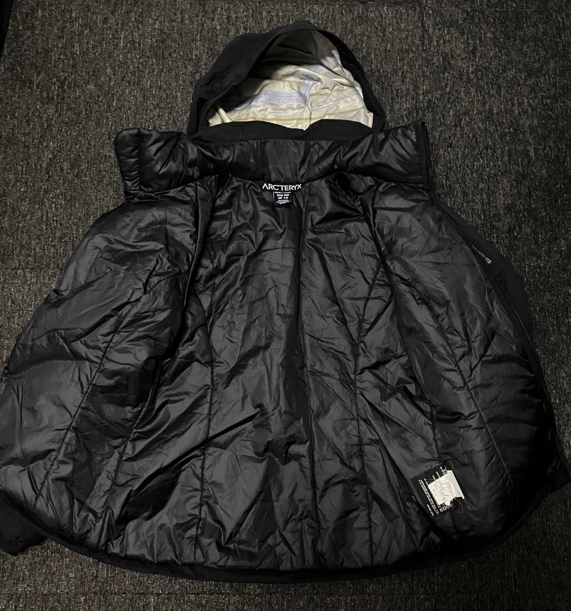 아크테릭스 피션AR자켓 우먼 블랙 상품이미지5