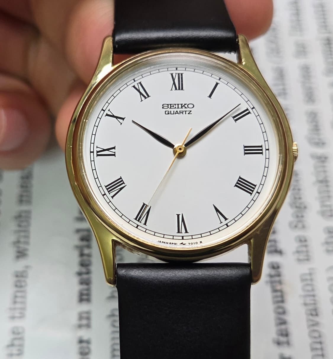 빈티지 세이코 순정 화이트 로만판 리프핸즈 울트라슬림 쿼츠
 상품이미지9