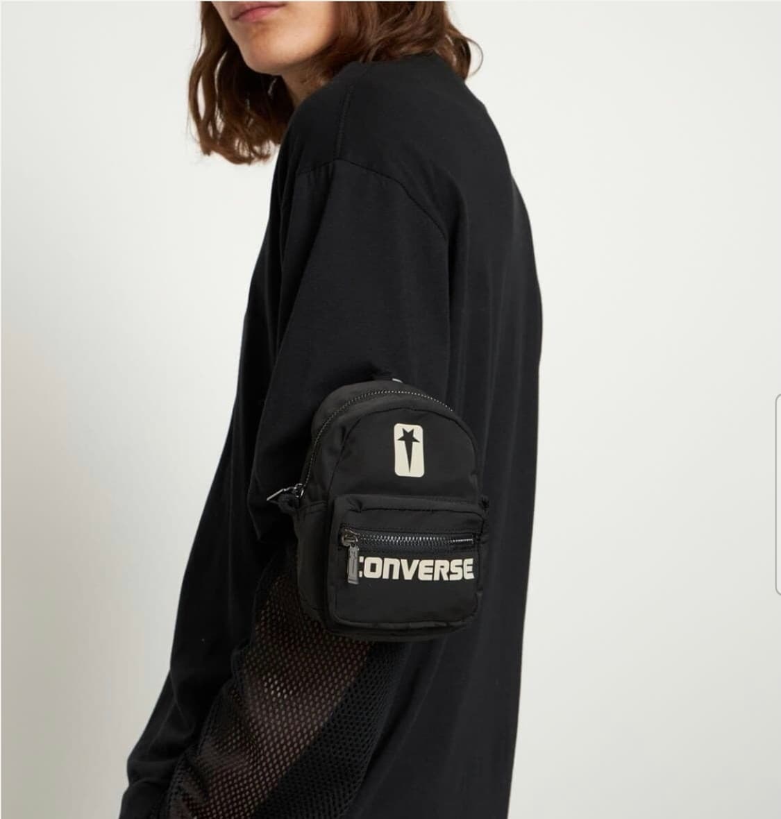 컨버스(Converse) 시그니쳐 빅로고 미니 카메라백 상품이미지6