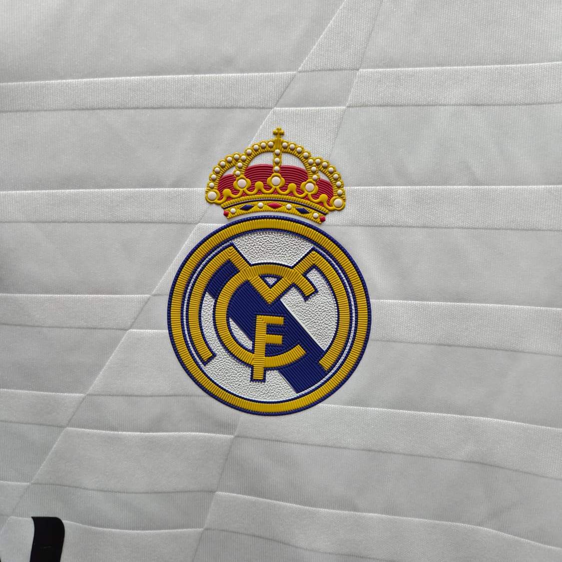 상태최상! 레알마드리드14/15 홈 긴팔 판매 상품이미지6