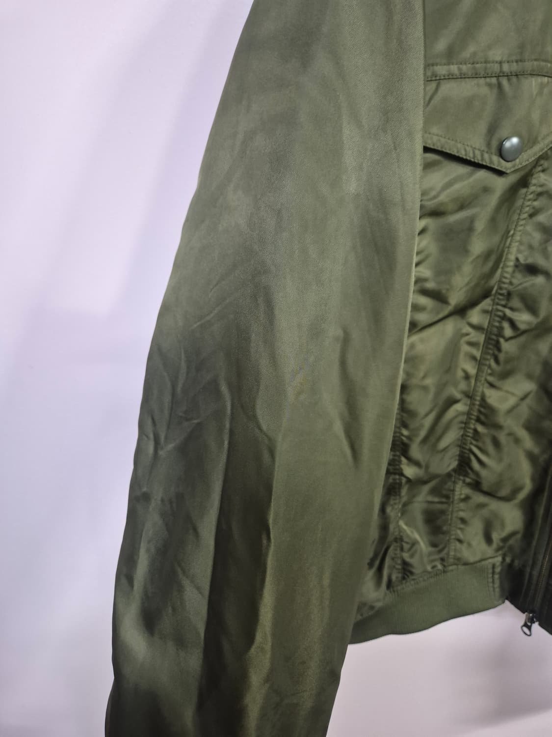 비슬로우 자켓카키색 봄버 자켓 상품이미지4