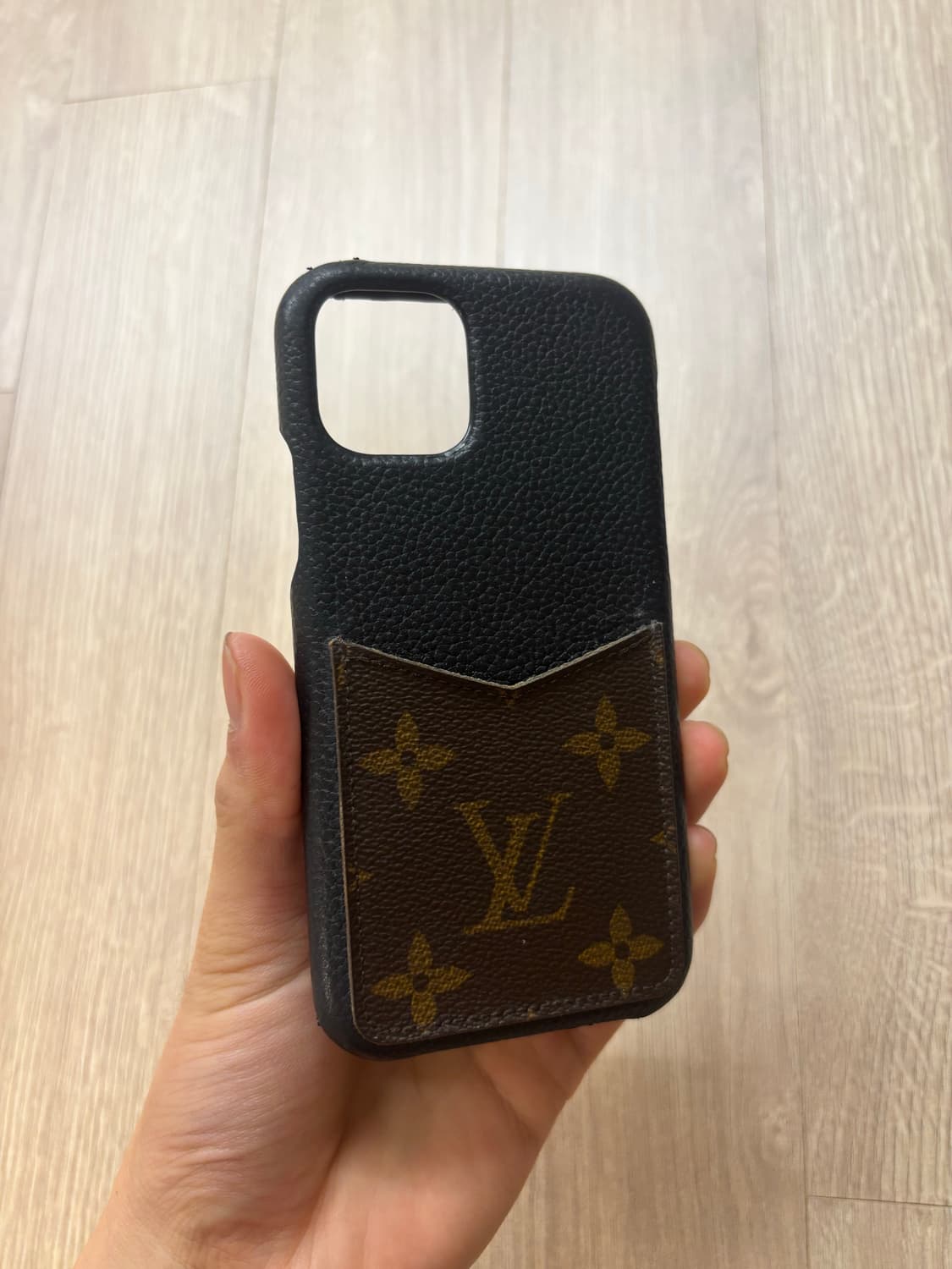 루이비통 아이폰 11 케이스 상품이미지1