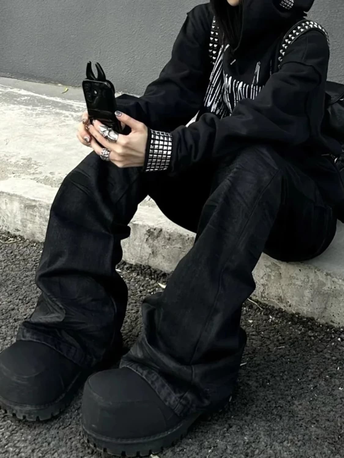 워싱 블랙 스택 데님 팬츠 상품이미지3