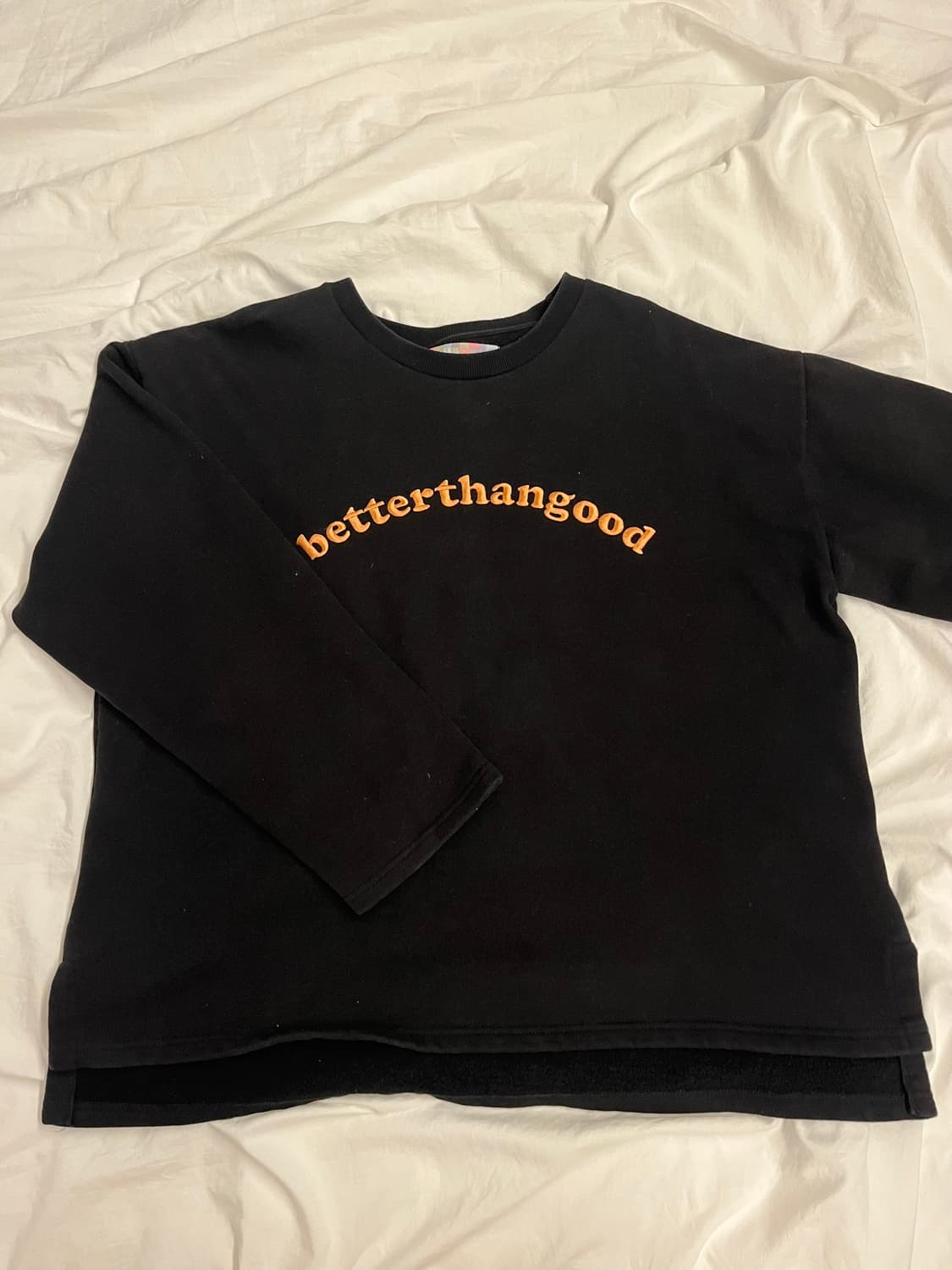 Saladbowls 블랙 기모 맨투맨 상품이미지1