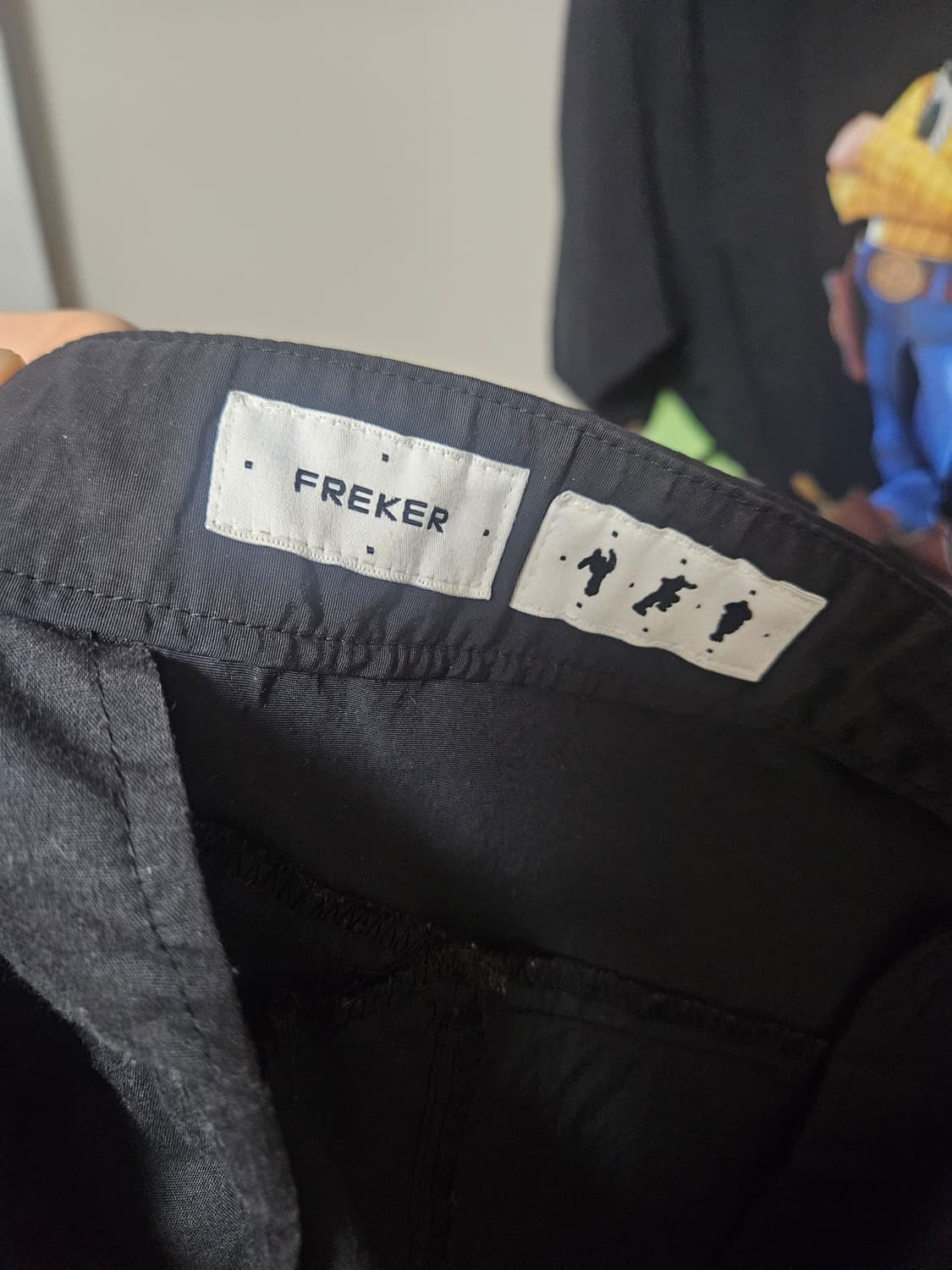 프리커 바지 팝니다 상품이미지1