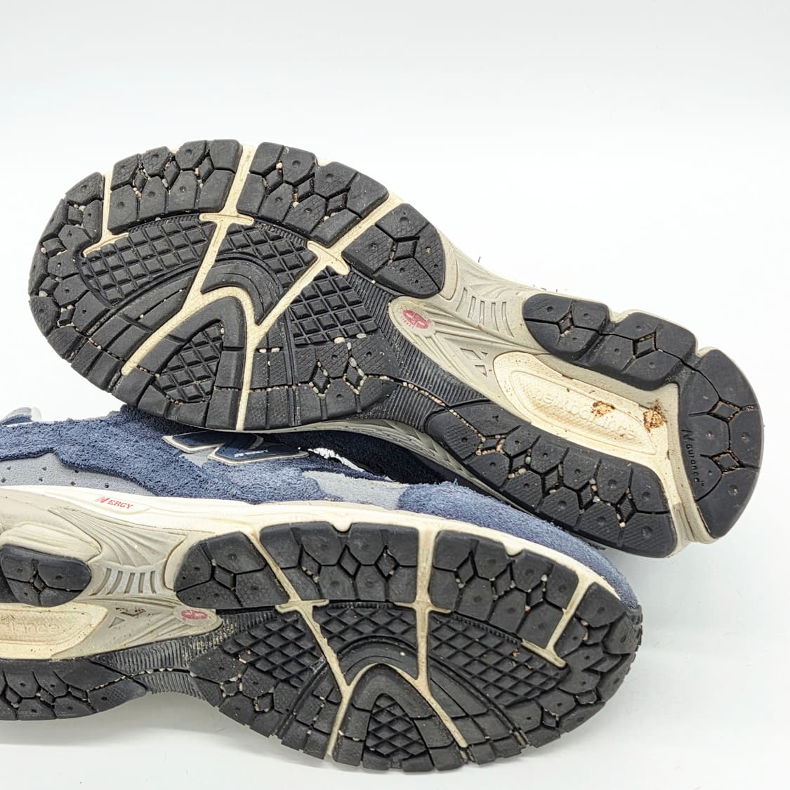  뉴발란스 2002R 프로텍션 팩 네이비 (265 D)  상품이미지3