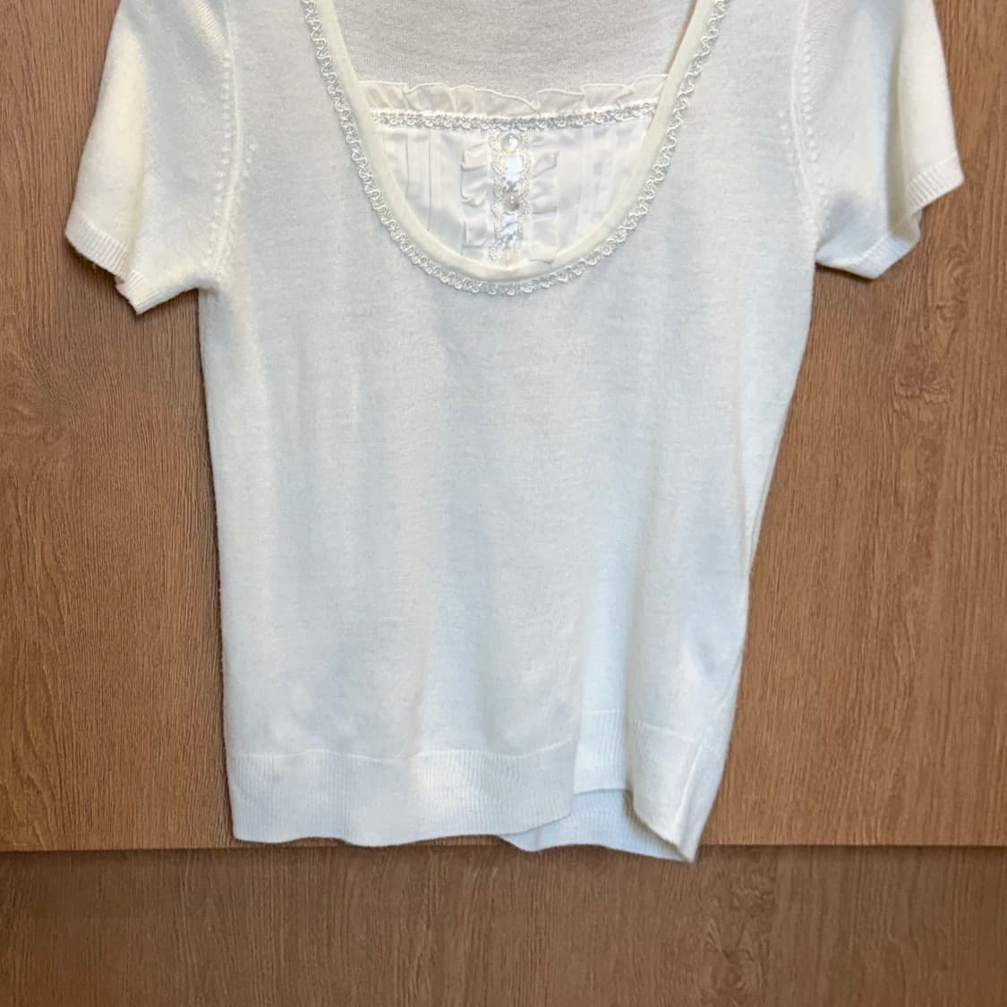 빈티지 라운드넥 반팔 니트 레이스 트림 디테일 아이보리 상품이미지8