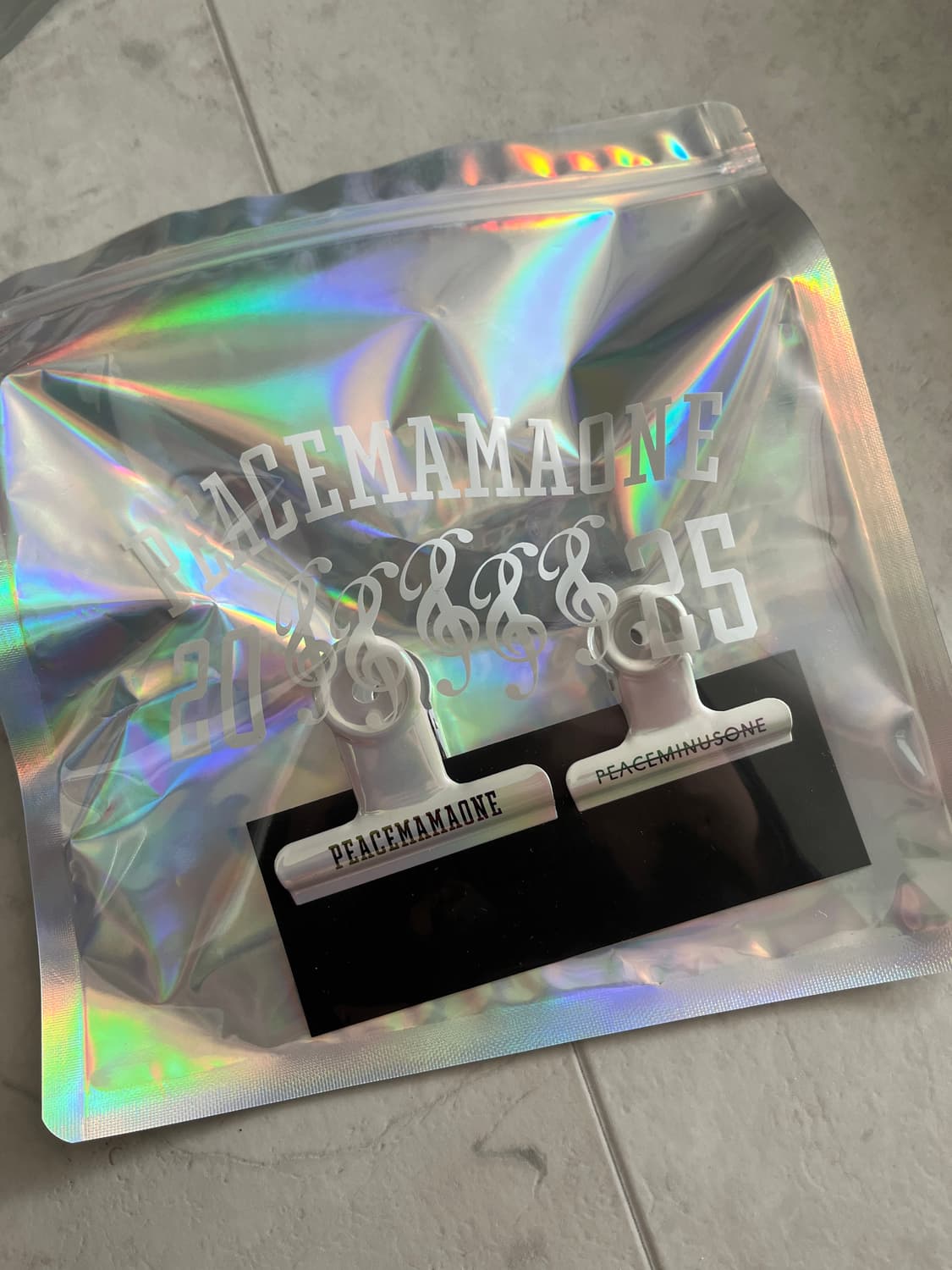 피스마이너스원 마마 어워즈 불독 클립 상품이미지3