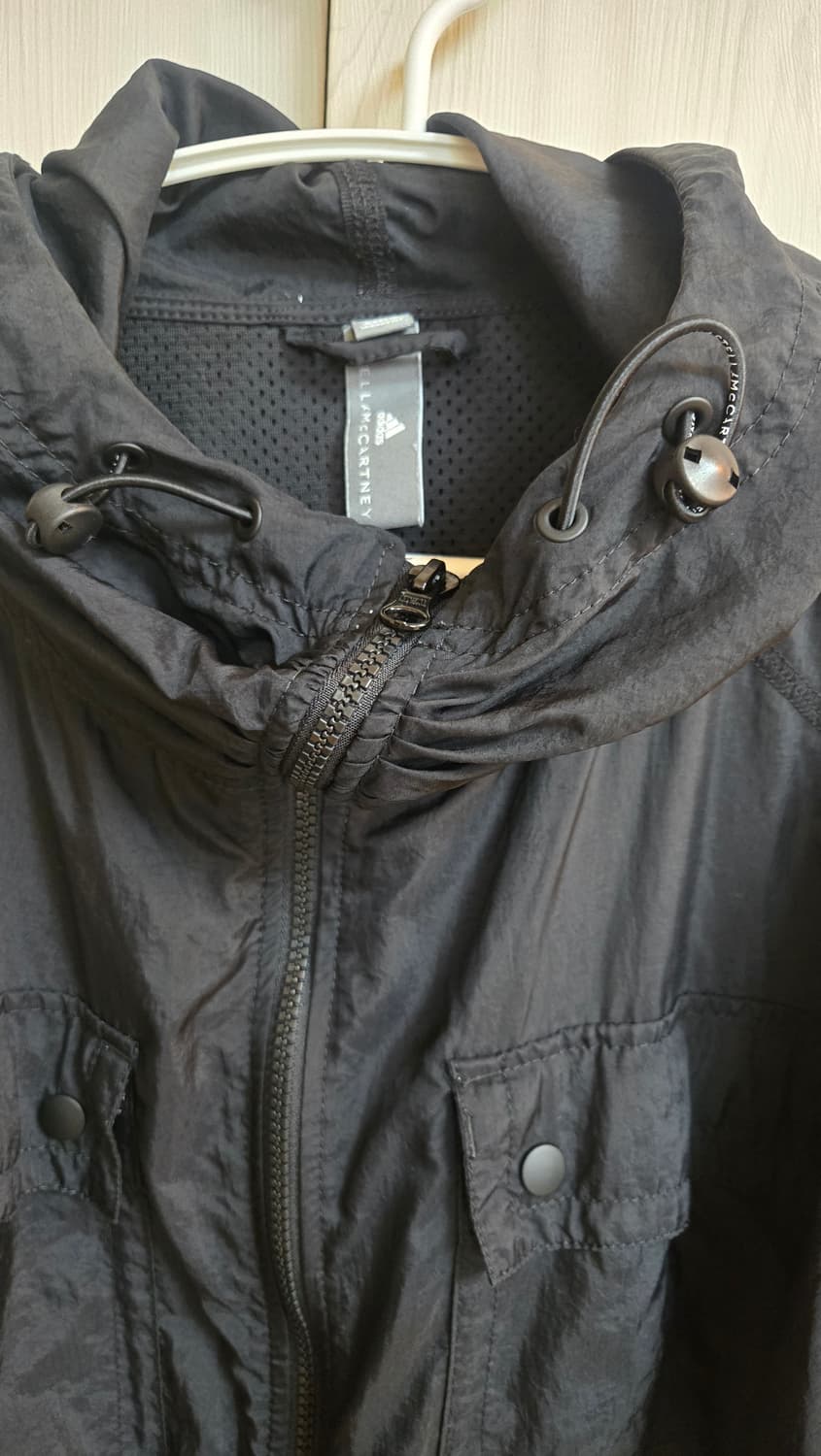 아디다스 스탤라맥카트니 우먼 롱자켓 바람막이점퍼 xs 상품이미지3