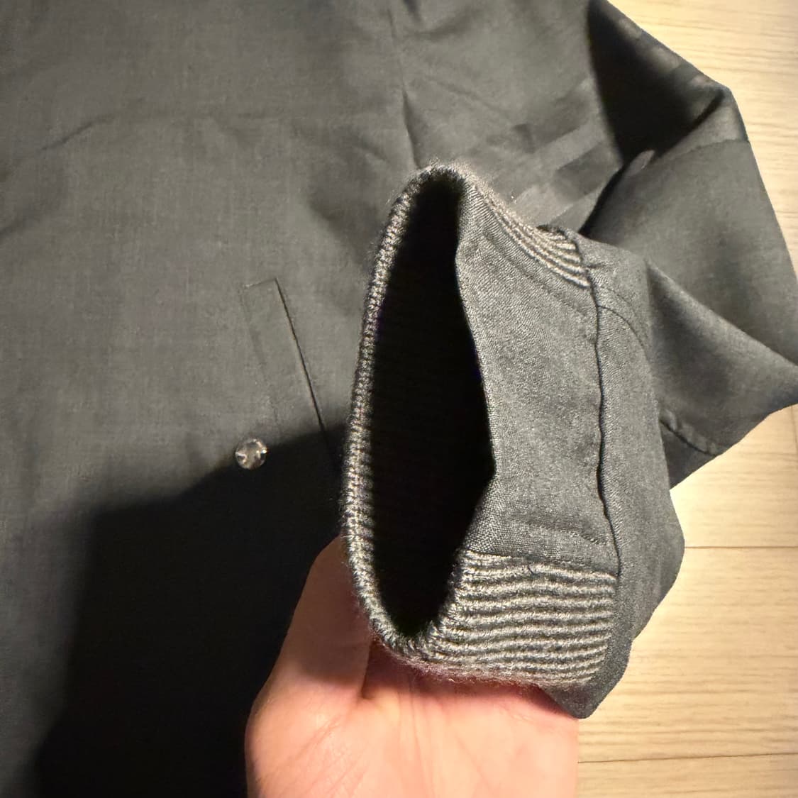 {당일발송/3size} 톰브라운 사선완장 봄버 울 자켓 그레이 한정판 상품이미지5