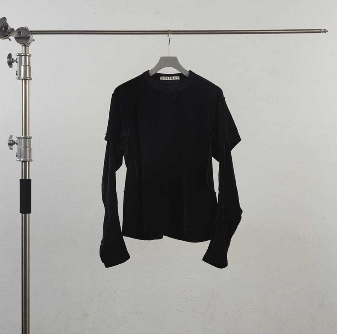 NVRFRGT velour double layered sleeve 상품이미지1