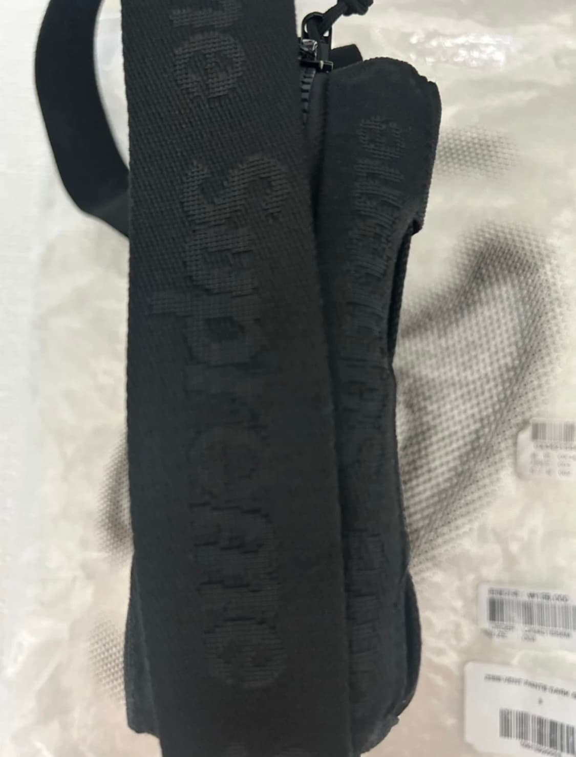 슈프림 우븐 숄더백 블랙 - 24SS 상품이미지3