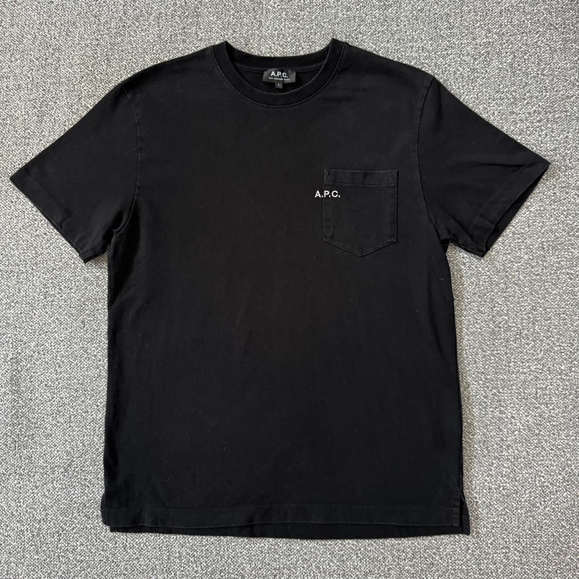 A.P.C (아페쎄) 블랙 로고 티셔츠 상품이미지1