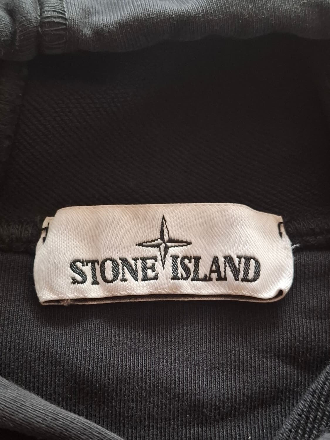 22ss 스톤아일랜드 블랙 후드티 L 상품이미지2