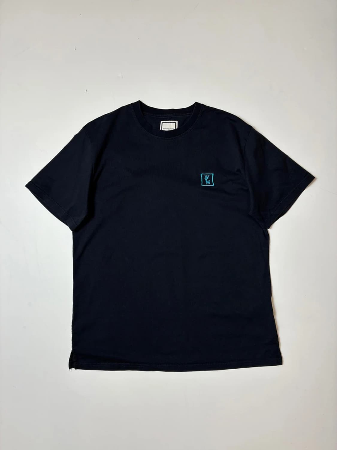 우영미 22FW 백로고 반팔 티셔츠 PN9578 상품이미지3