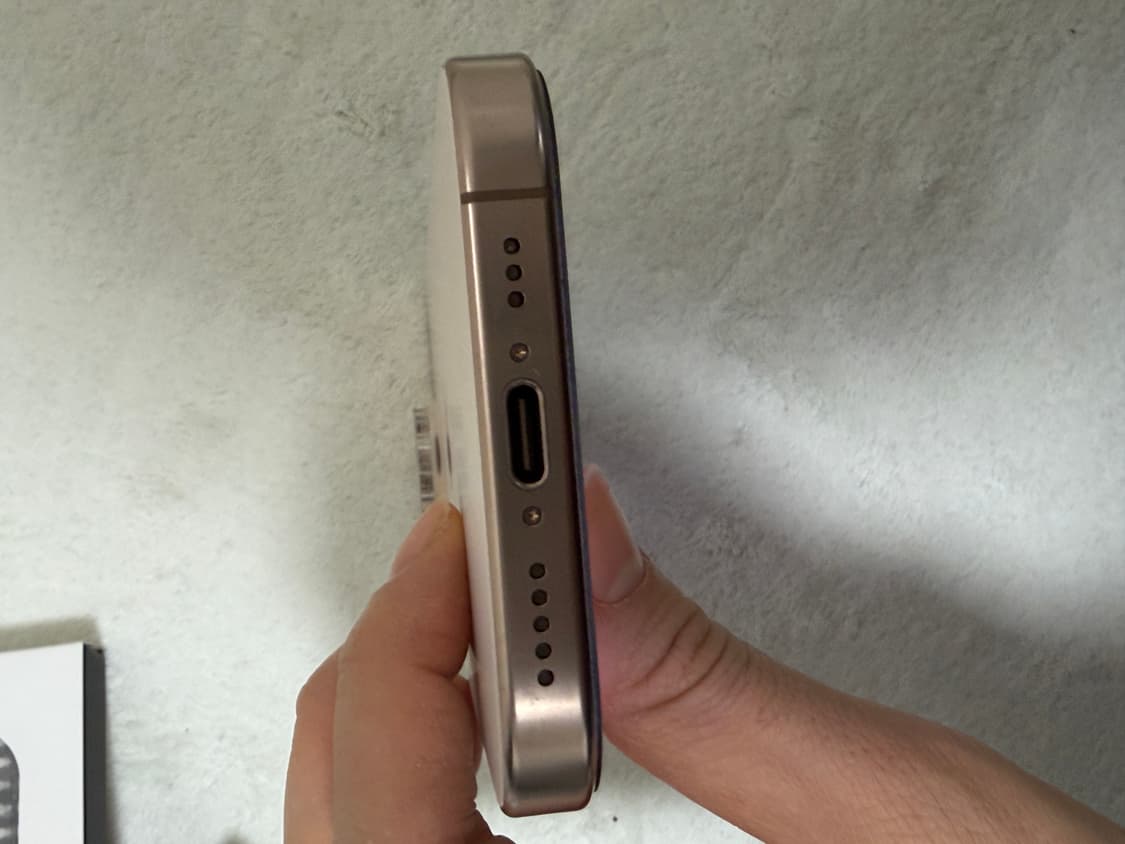 화요일까지 올려둡니다! 아이폰 16 Pro 256GB 데저트 티타늄 상품이미지6