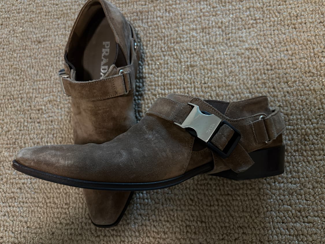 프라다 브라운 스웨이드 버클 앵클 부츠 상품이미지2