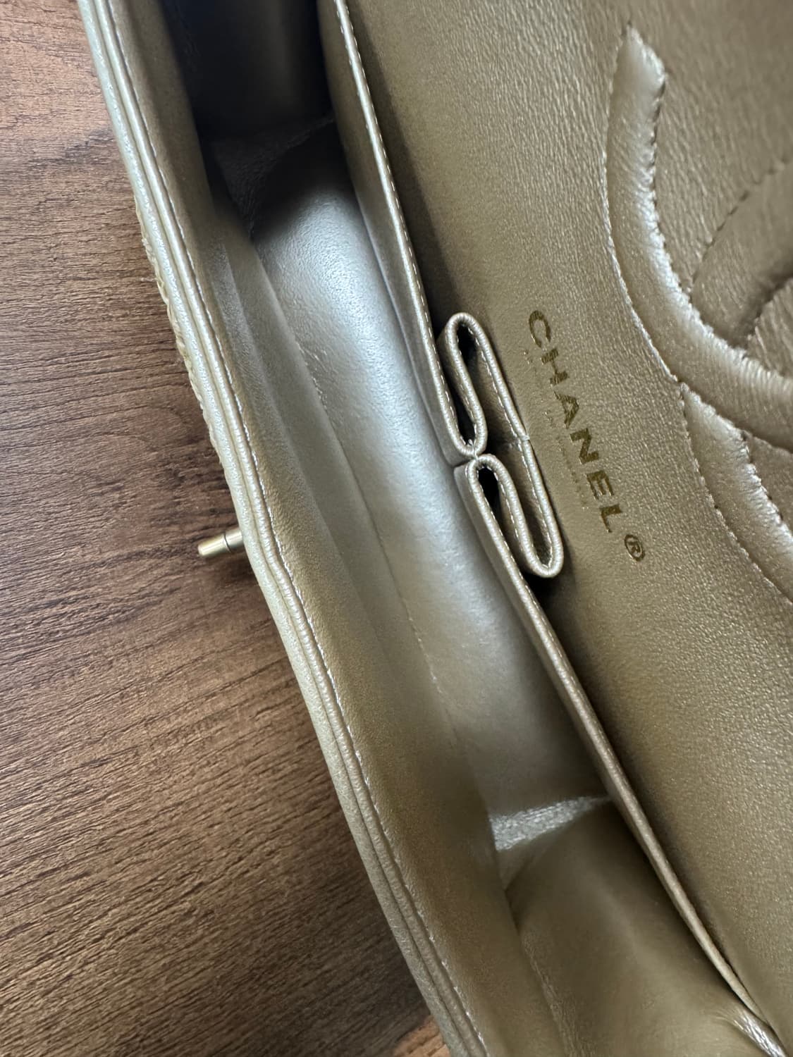 샤넬 라피아 플랩백 금장체인 숄더백 상품이미지7