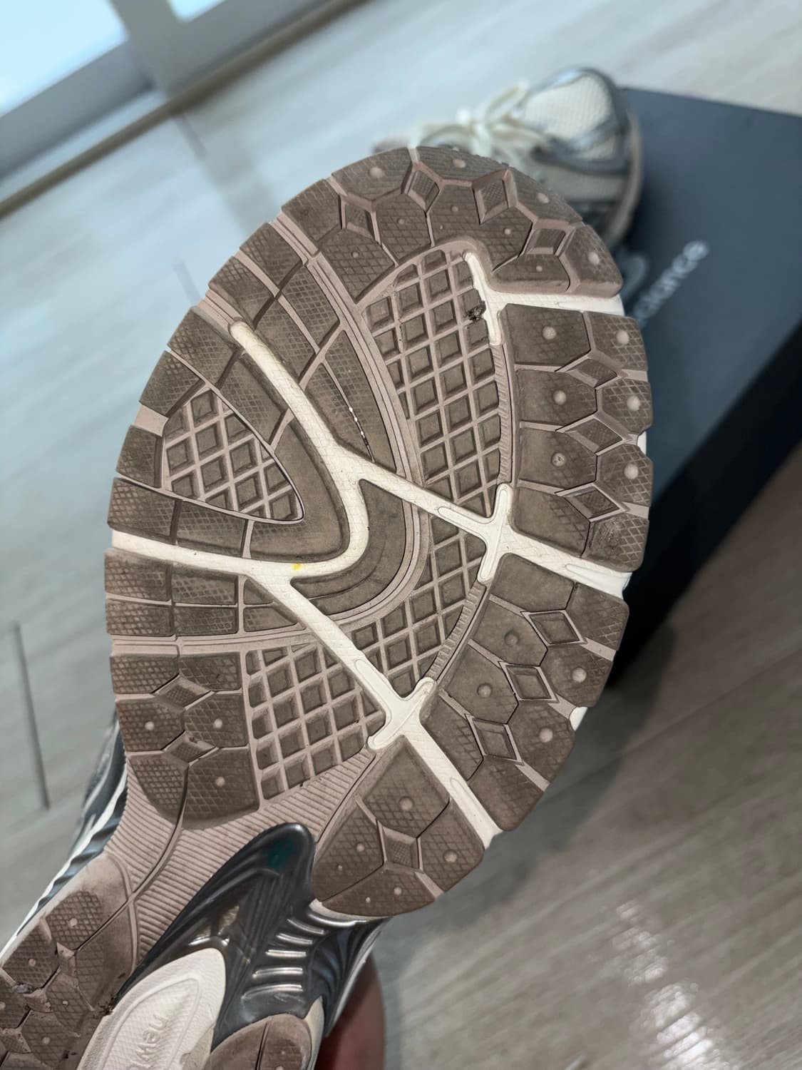 뉴발란스 1906r 290 메탈릭 씨 솔트 상품이미지5