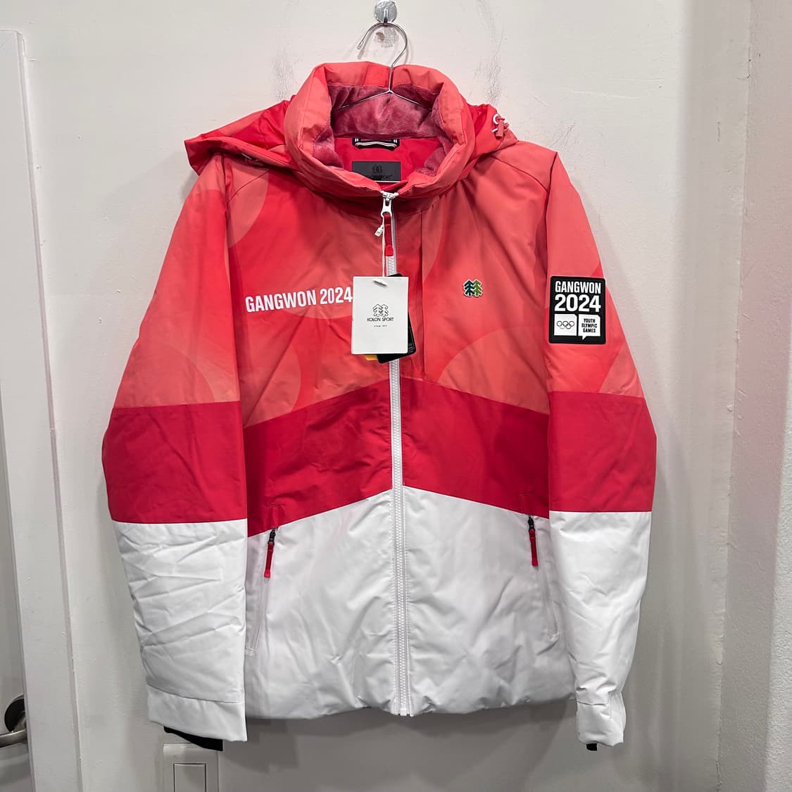 코오롱스포츠 2024 강원 유스올림픽 덕다운 패딩 상품이미지2