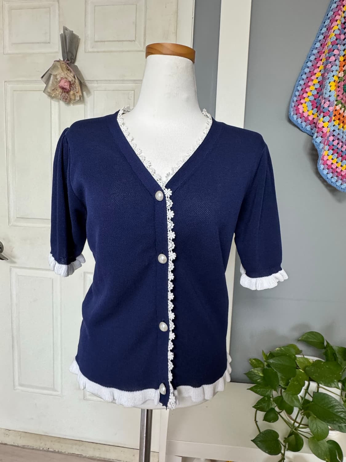 미착용 네이비 예쁜단추 니트반팔가디건 상품이미지8