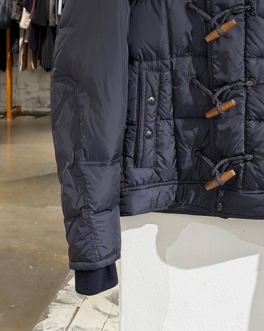 몽클레어 네이비 우먼스 버질 다운 패딩 상품이미지5