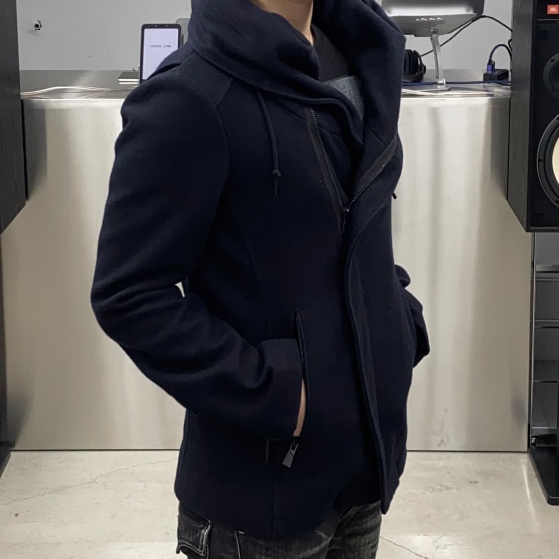 캐서린 햄넷 런던 비대칭 사선 자켓 상품이미지2