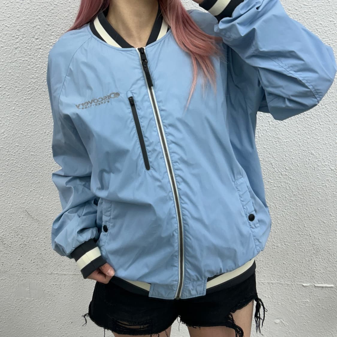 디스커버리 베이비블루 바람막이 자켓 상품이미지1