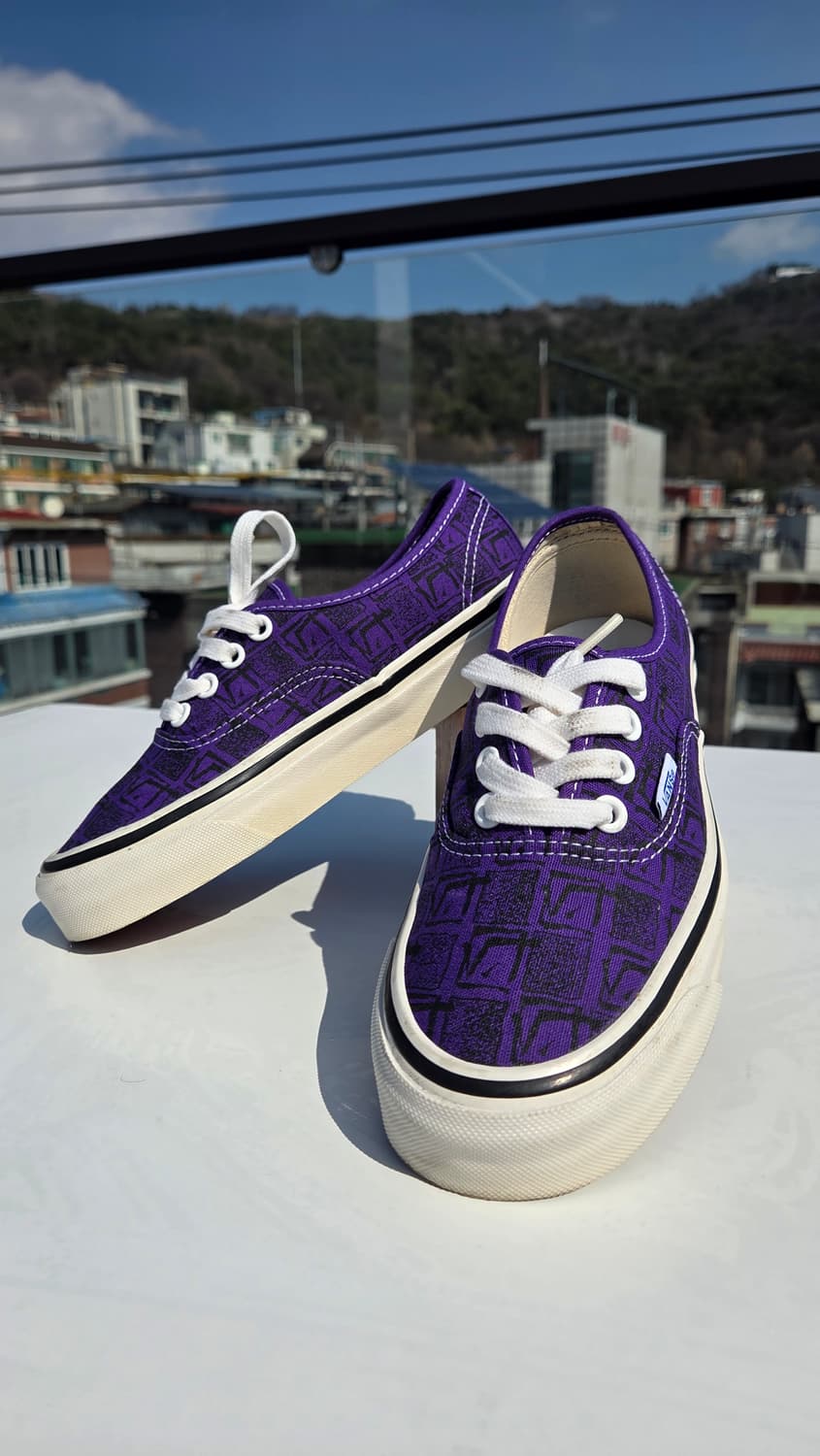 반스 ULTRACUSH 220 상품이미지1