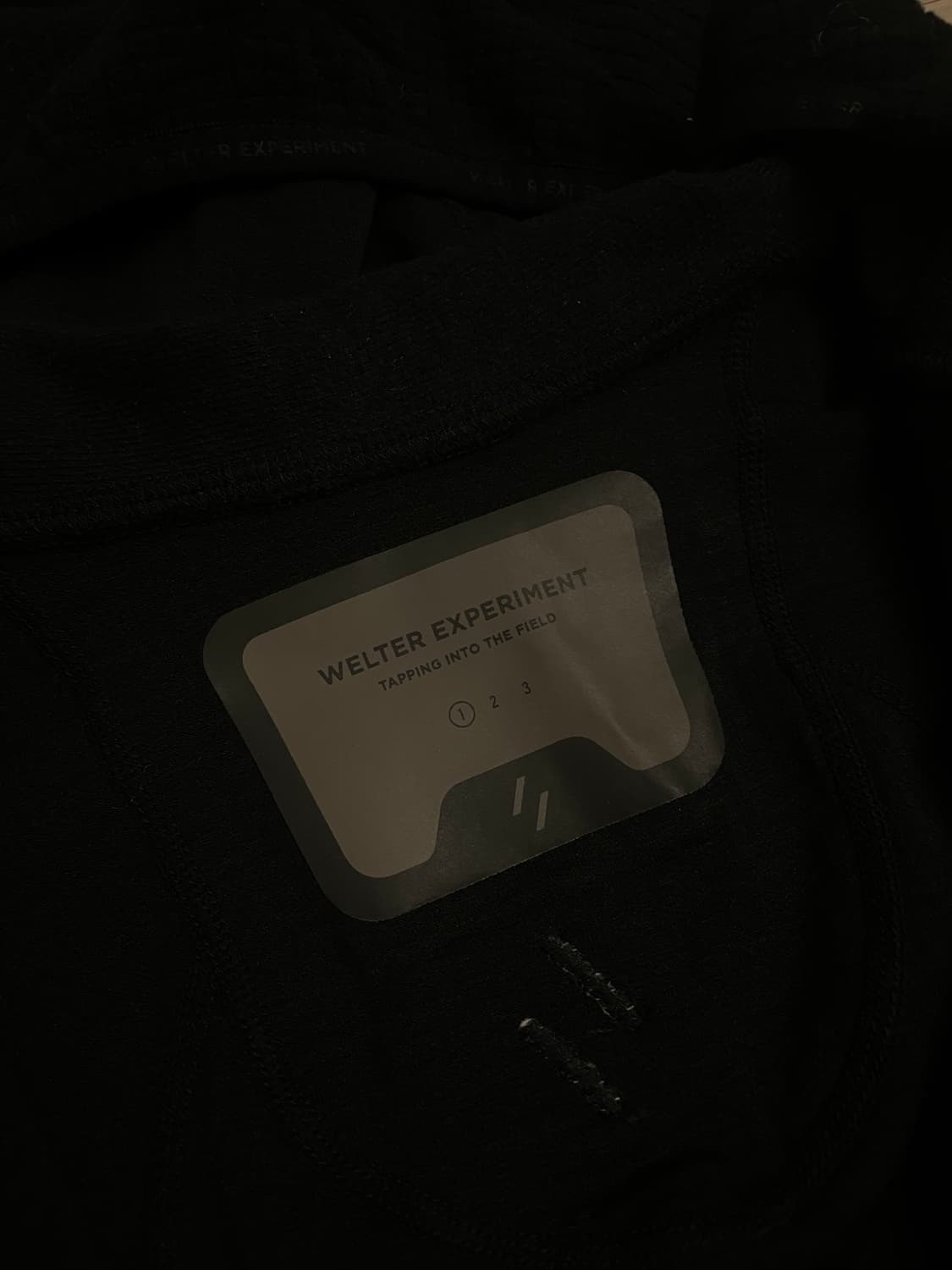 웰터 익스페리먼트 스퀘어 플리스 후드 풀오버 블랙 1사이즈 상품이미지8