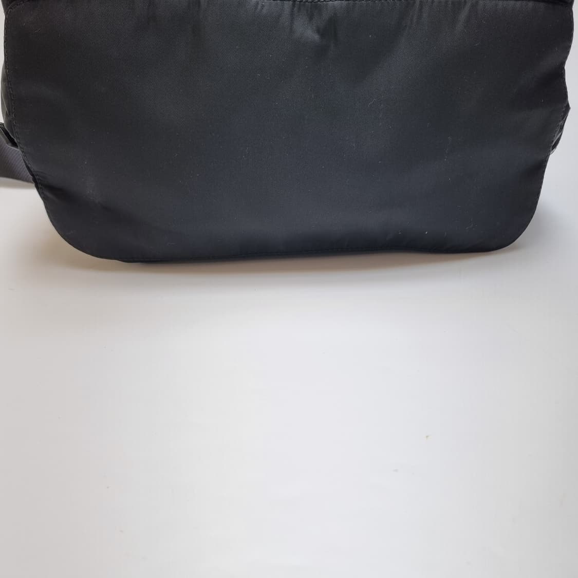 프라다 리나일론 백팩 미듐 남여공용 (신형 BZ2811) 상품이미지7