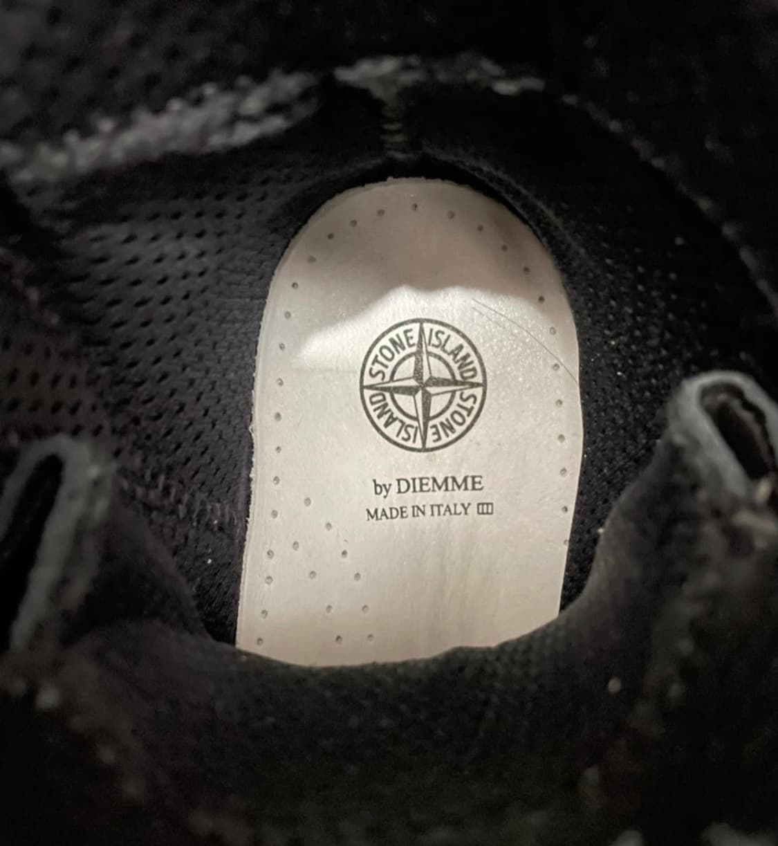 [새상품] 스톤 아일랜드 하이탑 레더 스니커즈 255 상품이미지2