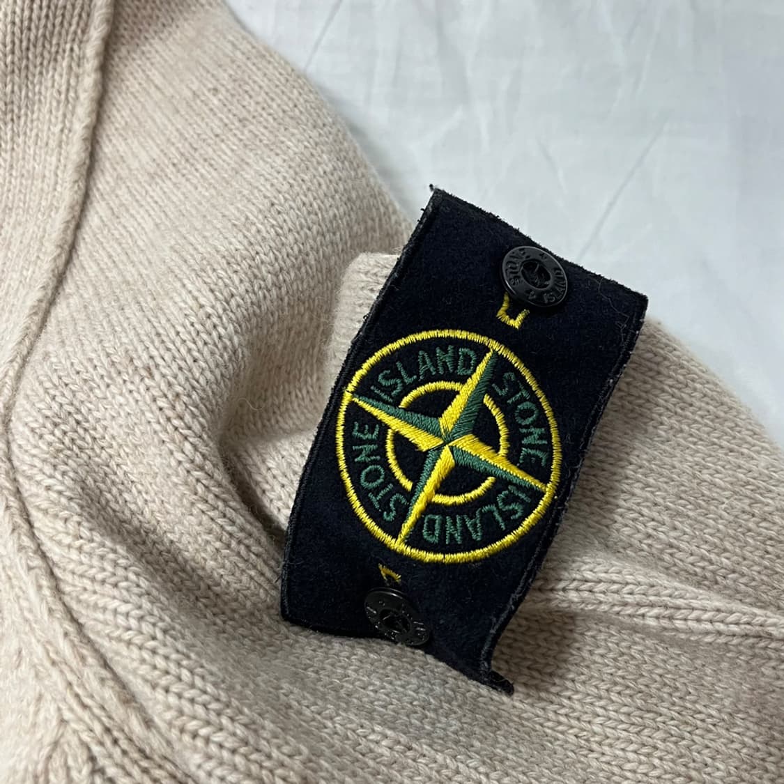 [스톤아일랜드] 베이지 가디건 상품이미지4