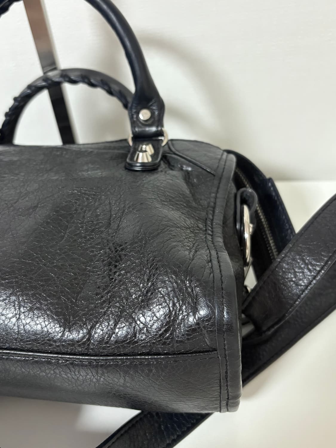 발렌시아가 모터백 미니 블랙 상품이미지5