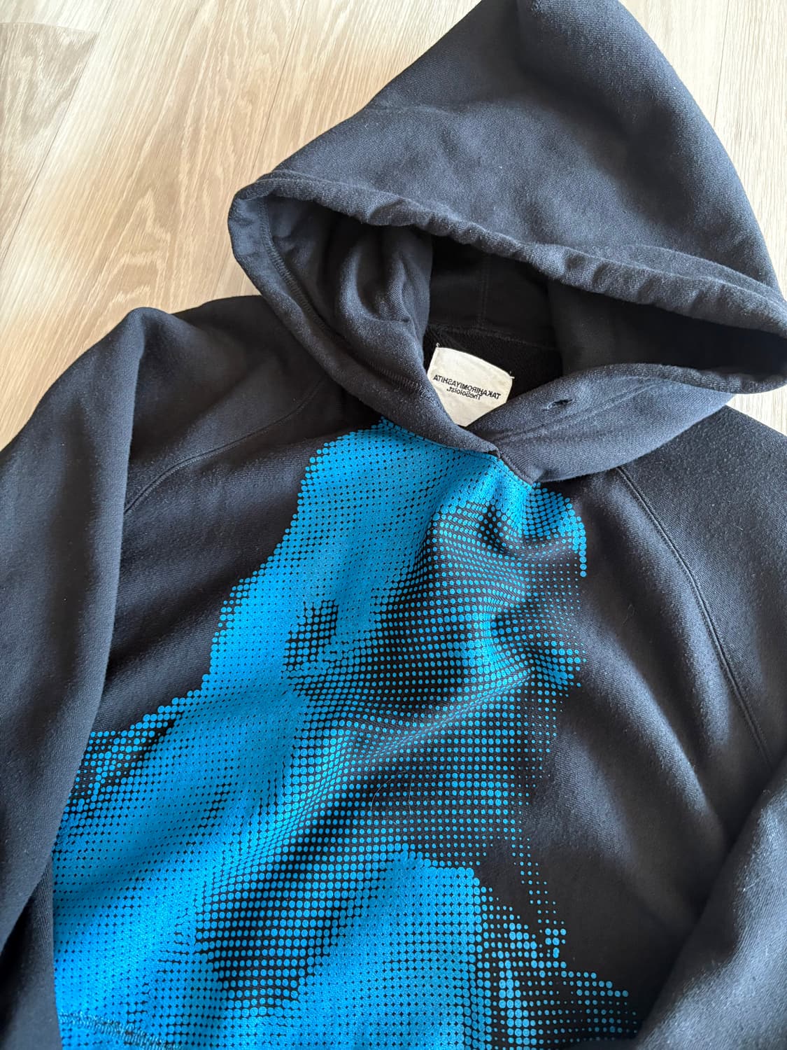 솔로이스트 프리실라 후드티 상품이미지2