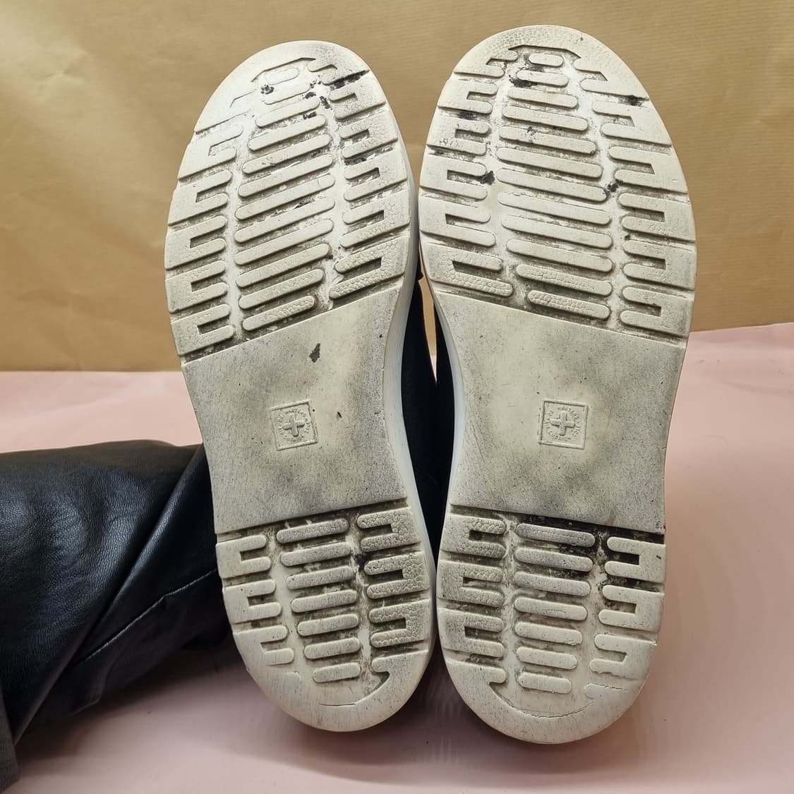 닥터마틴 라일라 남성슬립온 270 상품이미지3