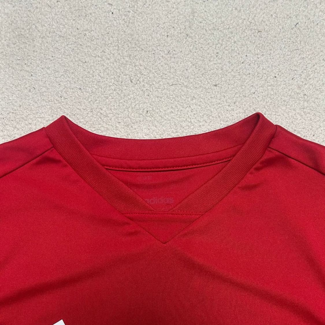 ADIDAS 레드 슬리브리스 M 상품이미지4