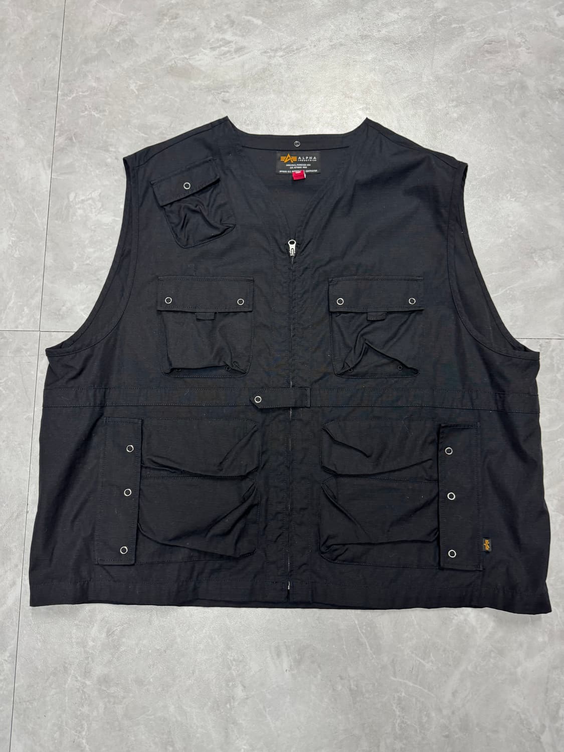 알파 인더스트리 상품이미지1