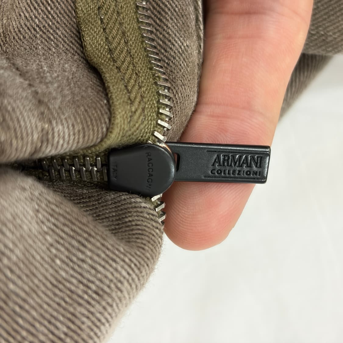 아르마니 꼴레지오니 브라운 카키 슬림 코튼팬츠 상품이미지9