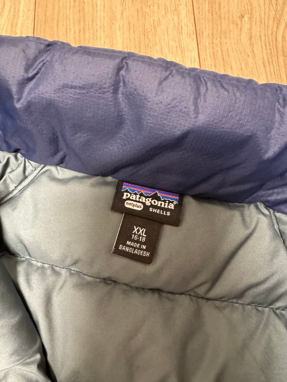 파타고니아 키즈 다운 패딩 xxl 상품이미지3