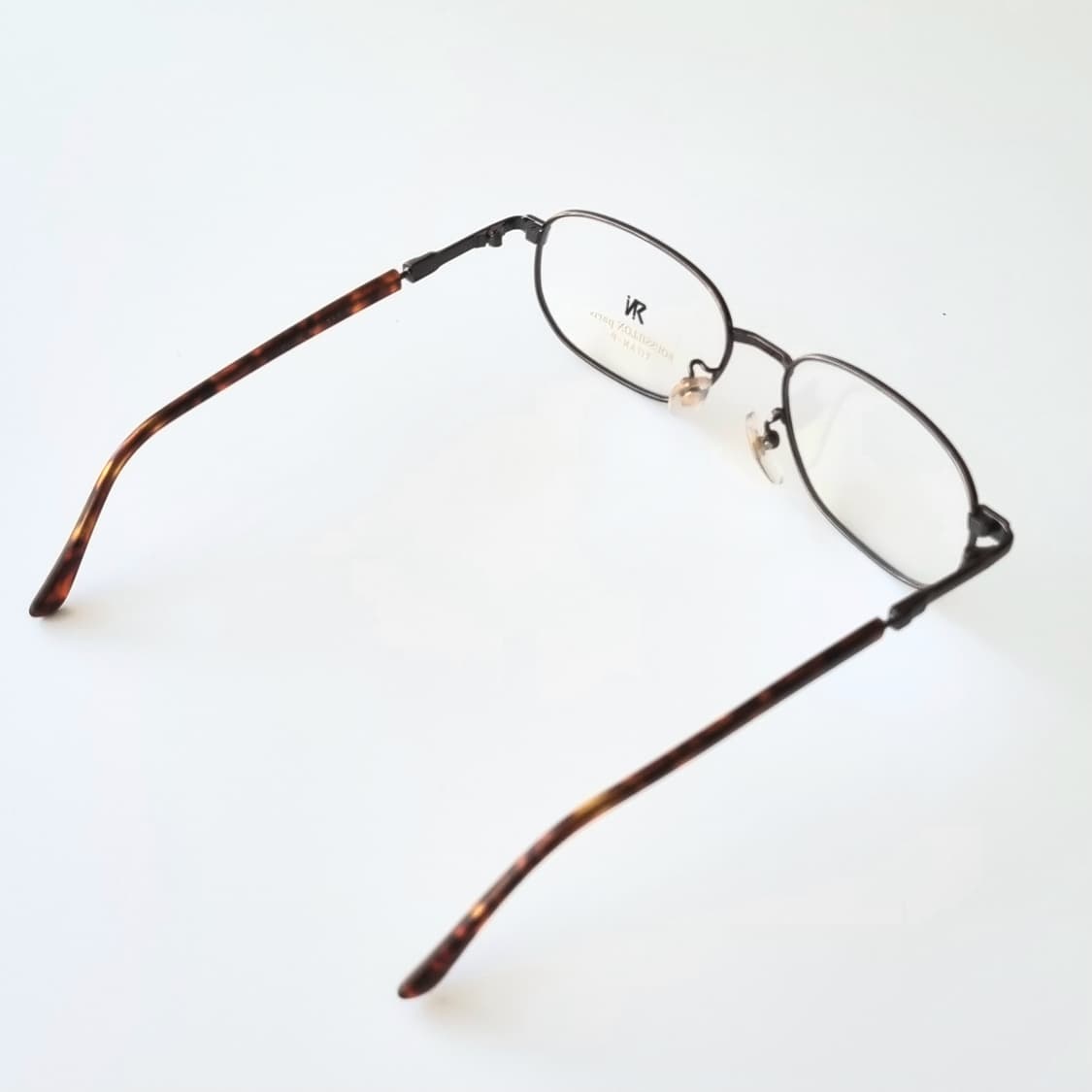 데드스탁 루시용 파리 풀 티타늄 안경테 상품이미지6